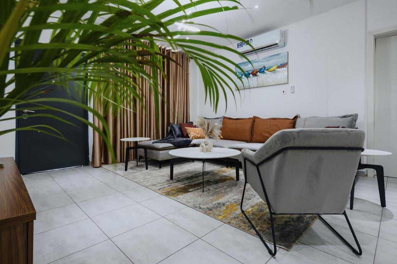 The Avery Apartments At Odomaa Place B, East Airport Accra Bagian luar foto
