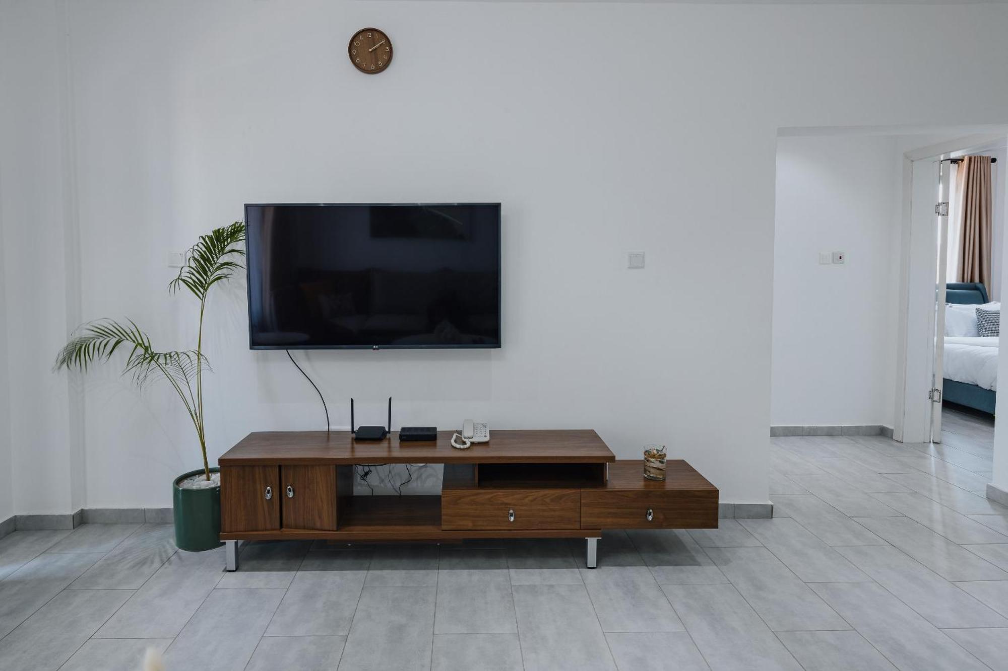 The Avery Apartments At Odomaa Place B, East Airport Accra Bagian luar foto